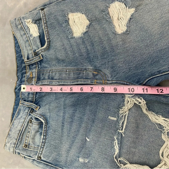 CARMAR Chara Emelia Distressed Button Fly Ripped Raw Hem Jeans 21194 - Picture 6 of 11